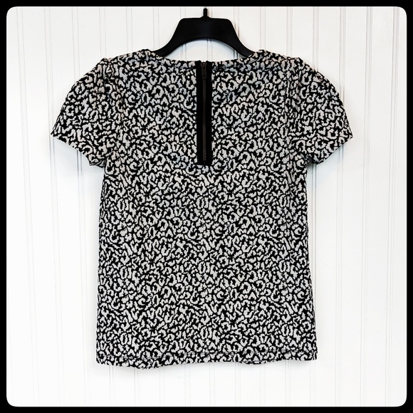 Postmark (Anthropologie) black & white print top - Picture 4 of 6